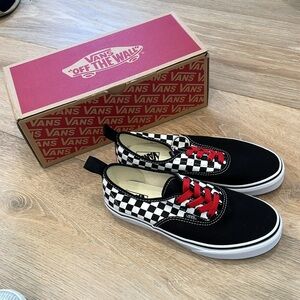 NEW Vans Authentic Elastic Checkerboard kids shoes Sz 6